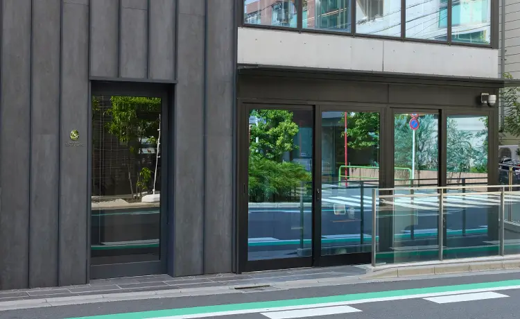 本社外観